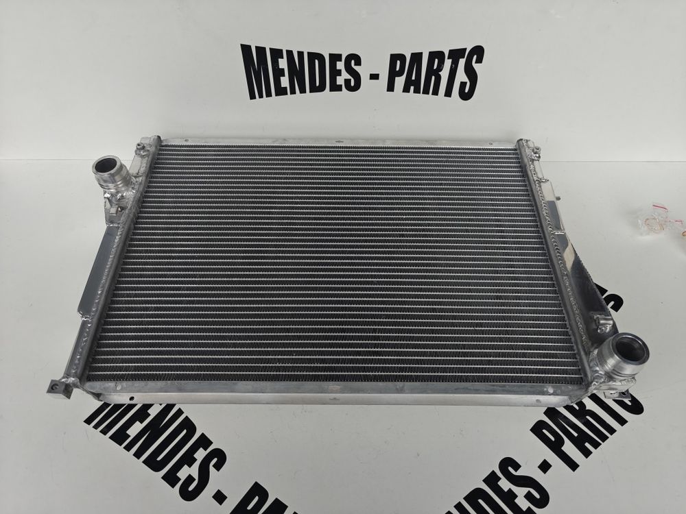 Radiador alumínio BMW E46 M3 3.2L
